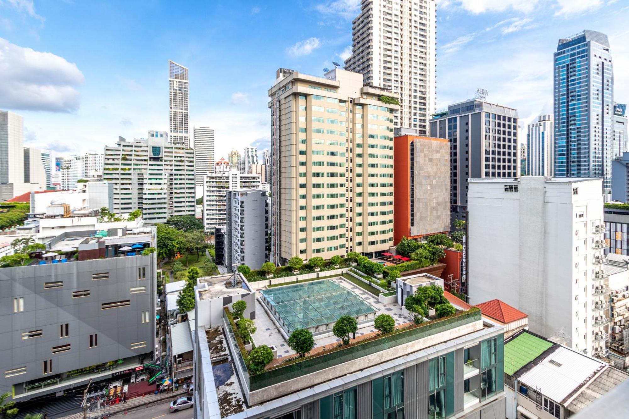 Hyde Sukhumvit 11 Branded Suites Bangkok Exterior foto